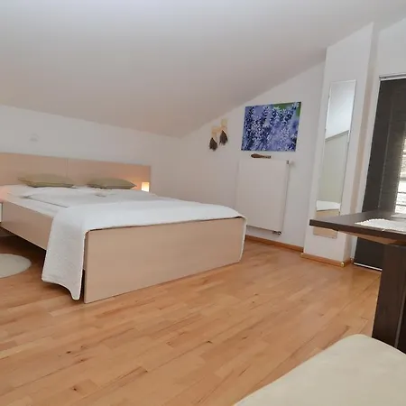 Apartment Villa Diana Zadar